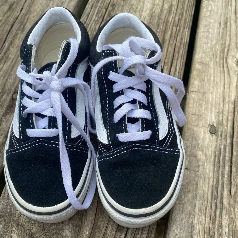 Kids Black Vans Size 11 NEW